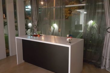 Damansara Jaya 2 Storey Corner House for Sale