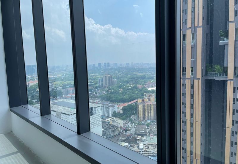 Menara EcoWorld (The Stride Strata Office @ BBCC)