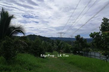 Broga Lenggeng Agricultural  Land for Sale