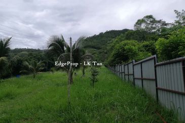 Broga Lenggeng Agricultural  Land for Sale