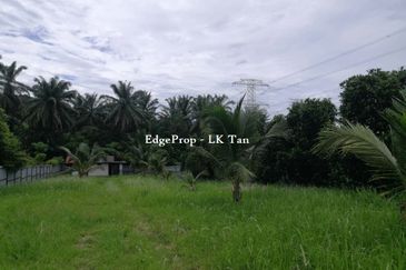 Broga Lenggeng Agricultural  Land for Sale