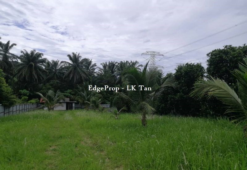 Broga Lenggeng Agricultural  Land for Sale