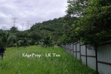 Broga Lenggeng Agricultural  Land for Sale