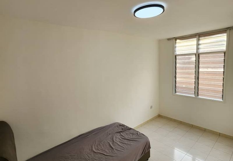 Seroja Apartment (Putra Perdana)