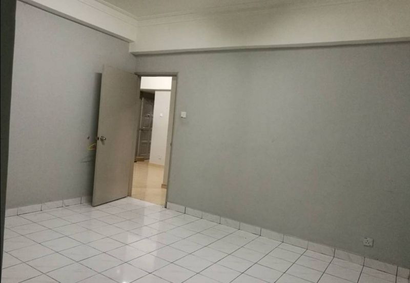 Teratai Mewah Condominium