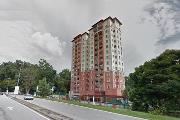 Duplex Apartment @ Pangsapuri  Permata  Cheras