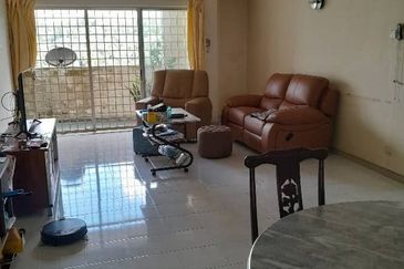 Duplex Apartment @ Pangsapuri  Permata  Cheras