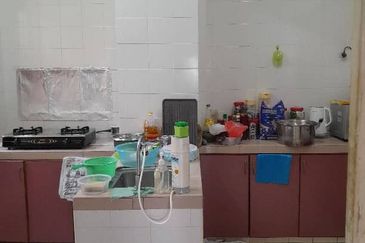 Duplex Apartment @ Pangsapuri  Permata  Cheras