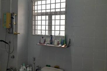 Duplex Apartment @ Pangsapuri  Permata  Cheras