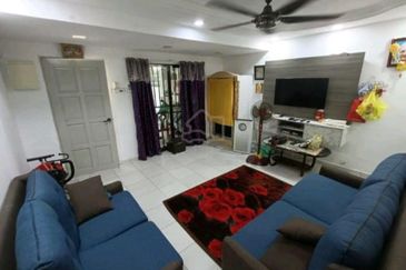 TAMAN UNIVERSITY INDAH