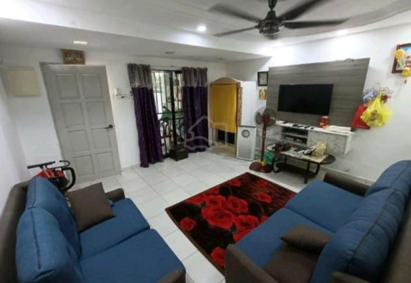 TAMAN UNIVERSITY INDAH