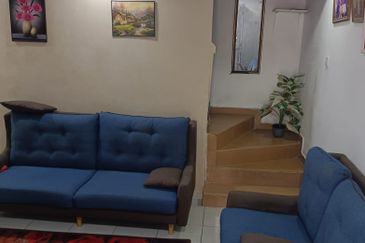 TAMAN UNIVERSITY INDAH