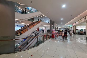 Affordable Retail Shop/ Office Lot for Rent