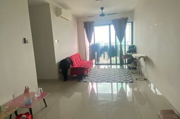 Service Apartment @ KL Traders Square Residences for SALE