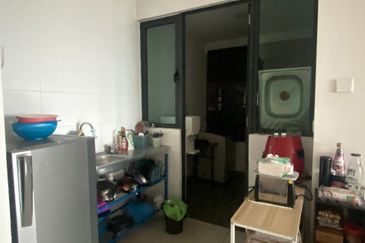 Service Apartment @ KL Traders Square Residences for SALE