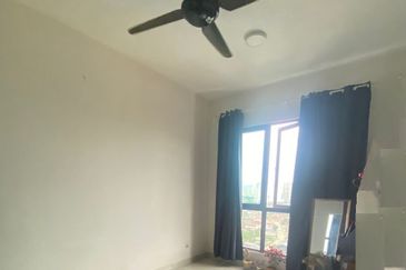 Service Apartment @ KL Traders Square Residences for SALE