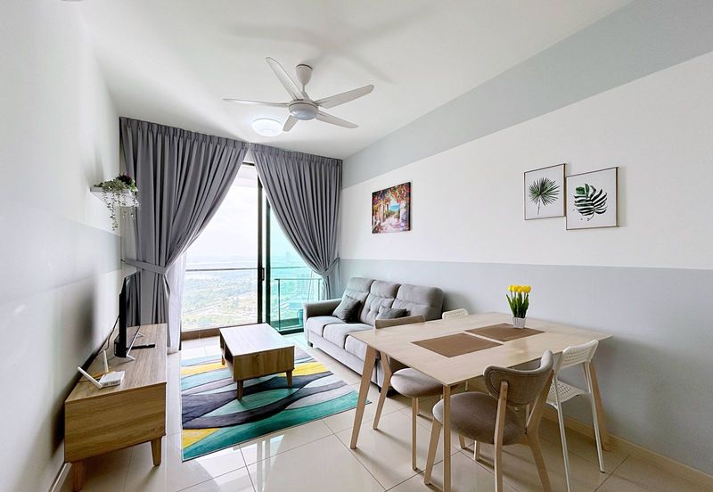 The M @ Medini Macrolink