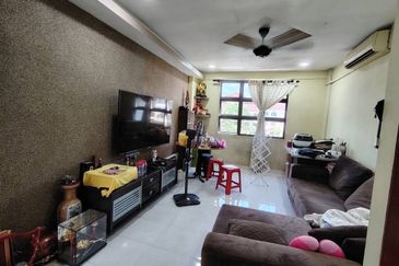 Sri Bayu Apartment