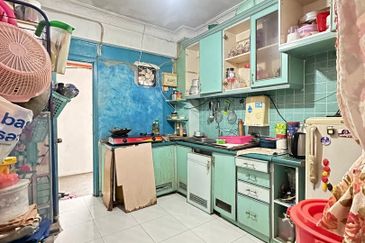 Flat Tasek 64, Bandar Baru Seri Alam
