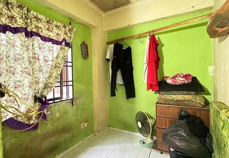 Flat Tasek 64, Bandar Baru Seri Alam