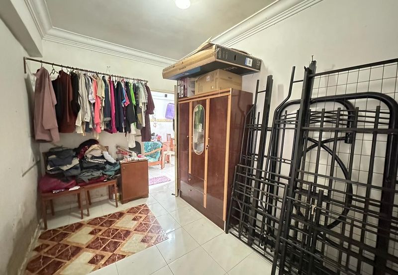 Flat Tasek 64, Bandar Baru Seri Alam