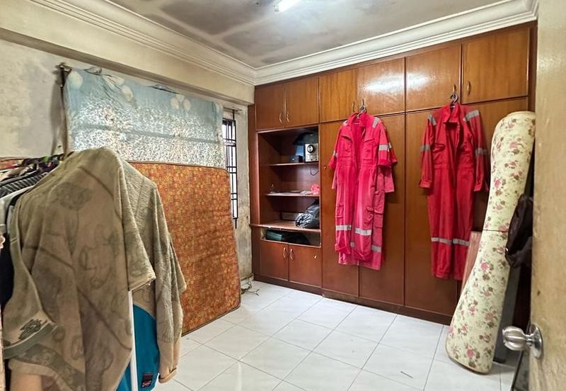 Flat Tasek 64, Bandar Baru Seri Alam