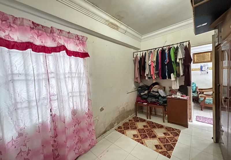 Flat Tasek 64, Bandar Baru Seri Alam
