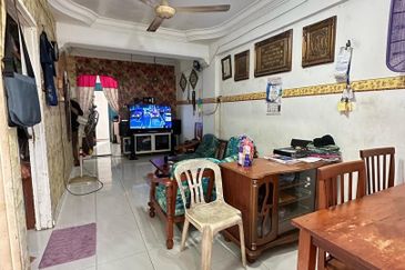 Flat Tasek 64, Bandar Baru Seri Alam