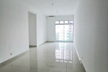 Meridin Bayvue Apartment