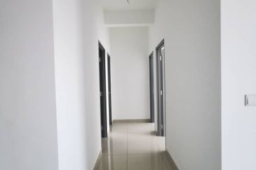 Meridin Bayvue Apartment