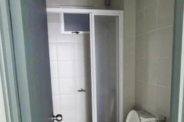 Meridin Bayvue Apartment