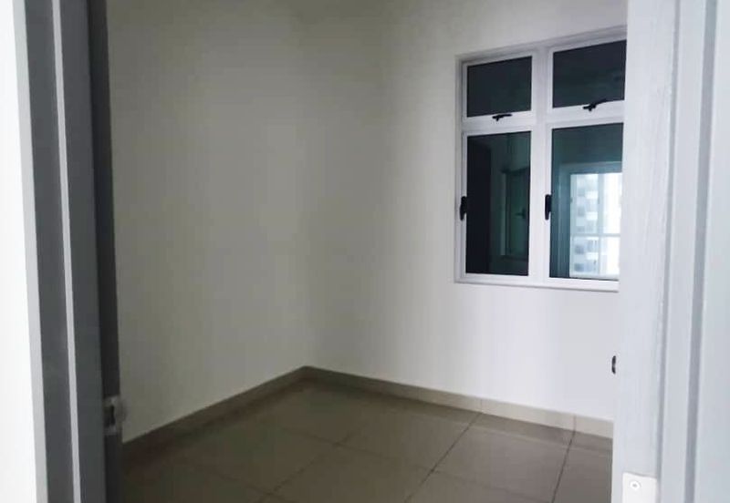 Meridin Bayvue Apartment