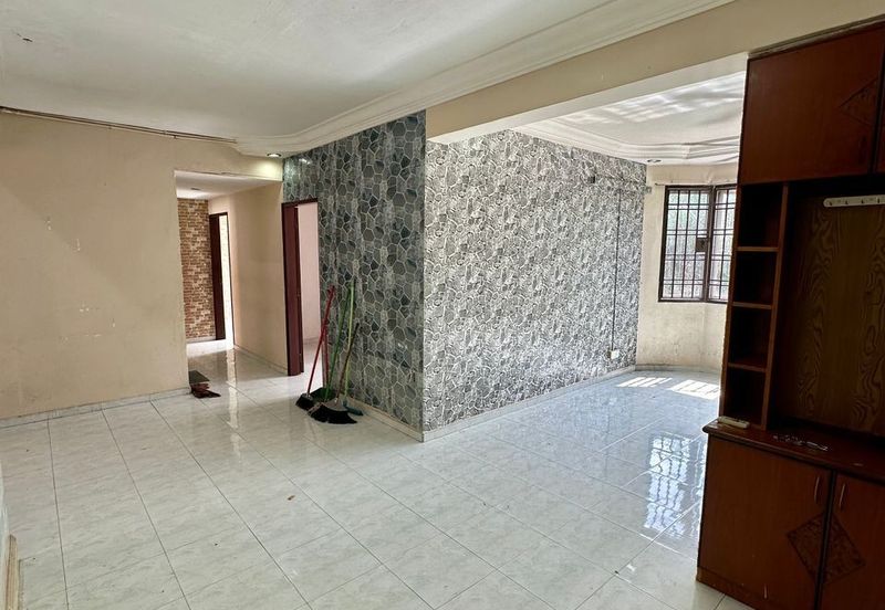 Sri Putra Apartments