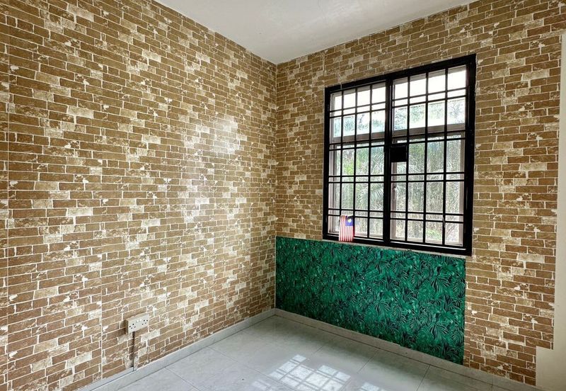 Sri Putra Apartments