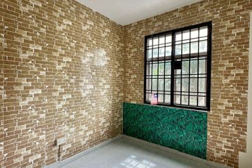 Sri Putra Apartments