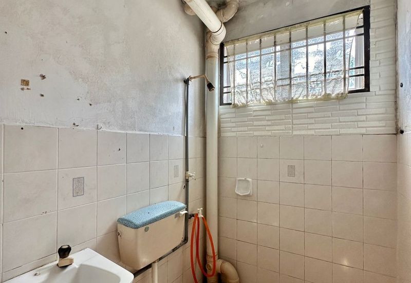 Sri Putra Apartments