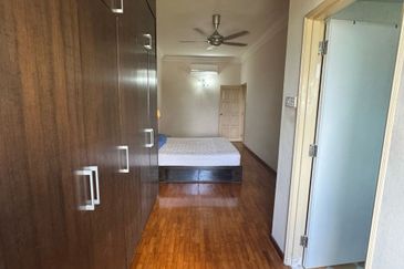 Pangsapuri Orchid View Luxury Apartment