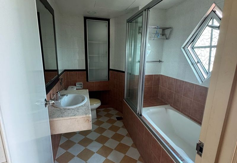 Pangsapuri Orchid View Luxury Apartment