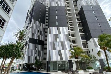 Midas Perling Apartment