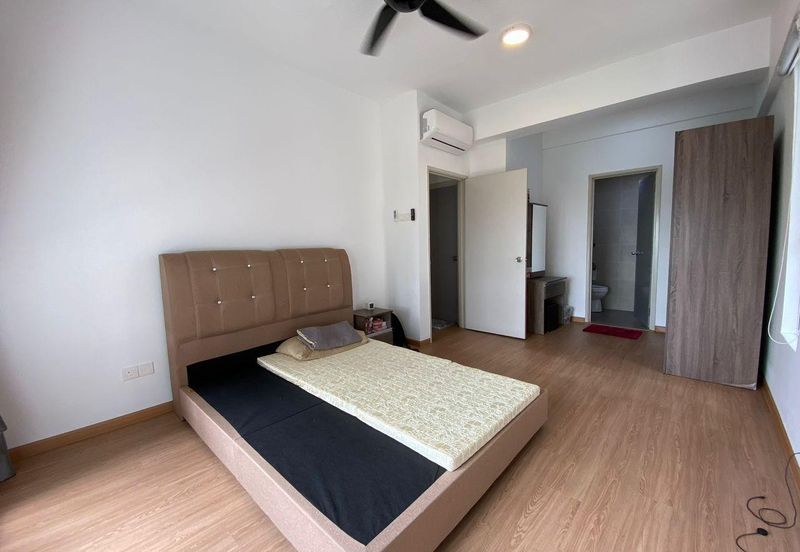 Midas Perling Apartment