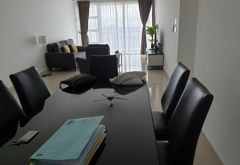 The Pinnacles (Pinnacle Tower)