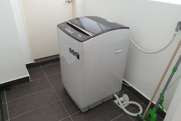 The Pinnacles (Pinnacle Tower)