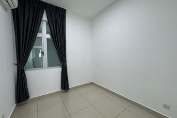 Meridin Bayvue Apartment