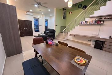 Austin Residence @Taman Mount Austin