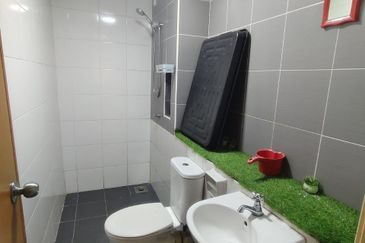 Sky Gardens Residences