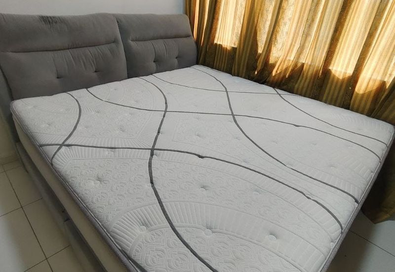 Sky Gardens Residences