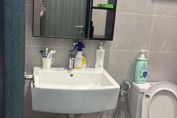 Twin Tower Residence