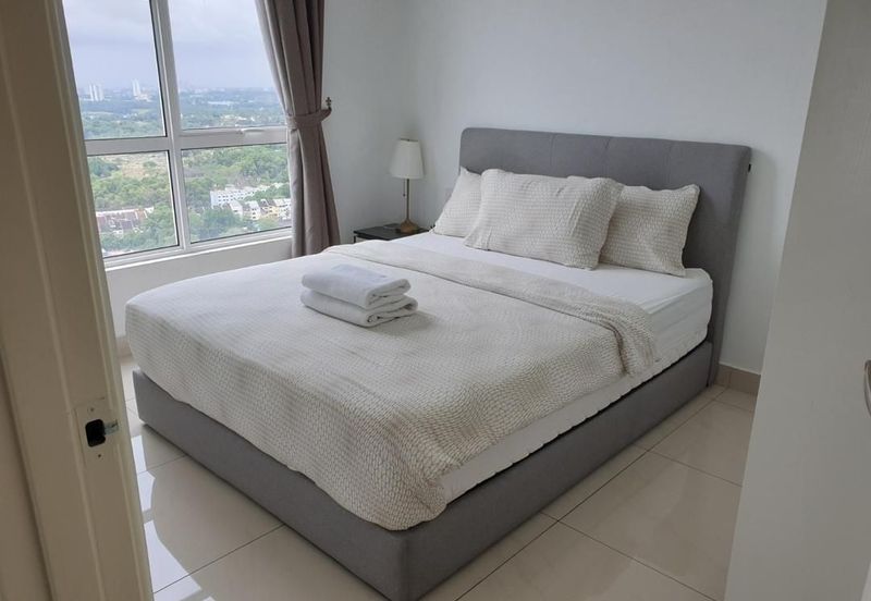 The Pinnacles (Pinnacle Tower)