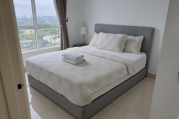 The Pinnacles (Pinnacle Tower)