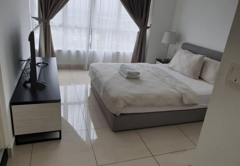 The Pinnacles (Pinnacle Tower)